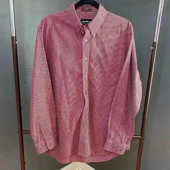 Eddie Bauer Mens M Button Down Wrinkle Resistant Red Plaid Long Sleeve Shirt - Picture 1 of 11